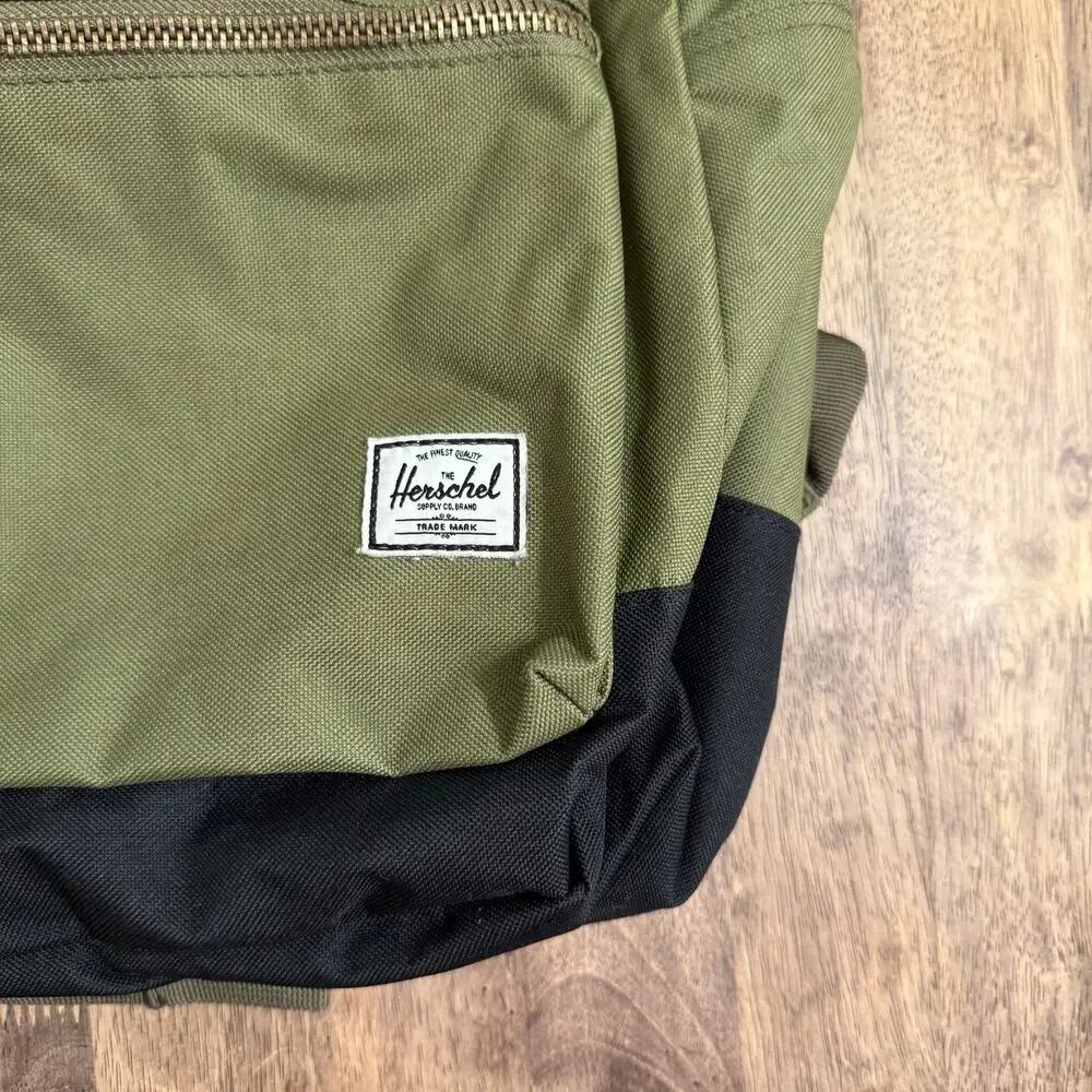 Herschel Supply Co Settlement Backpack Zipper Pack Unisex Olive Green 23L